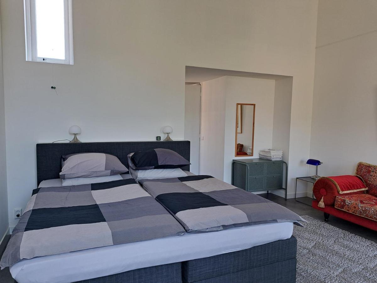 Luxe Ruime Studio Op Unieke, Rustige Locatie Dokkum Exterior foto